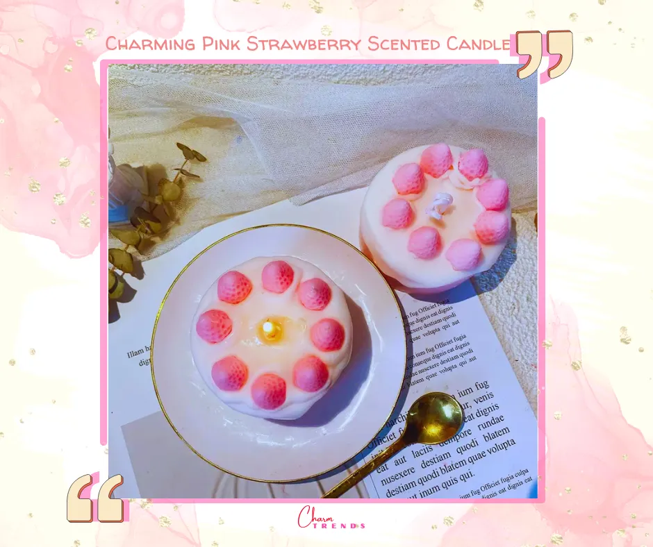 Charming Pink Strawberry Scented Candle🍓