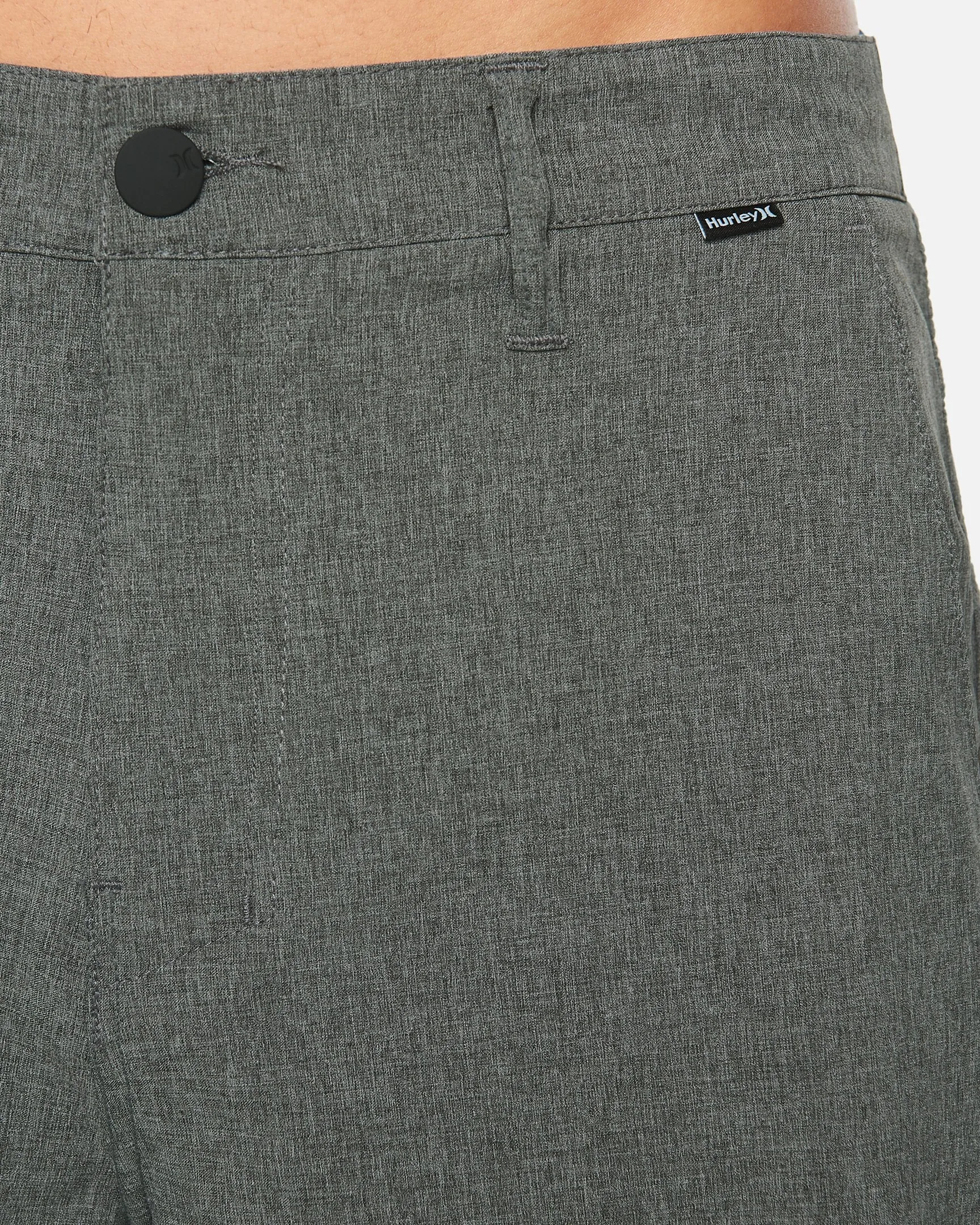 Phantom Walkshorts 18"