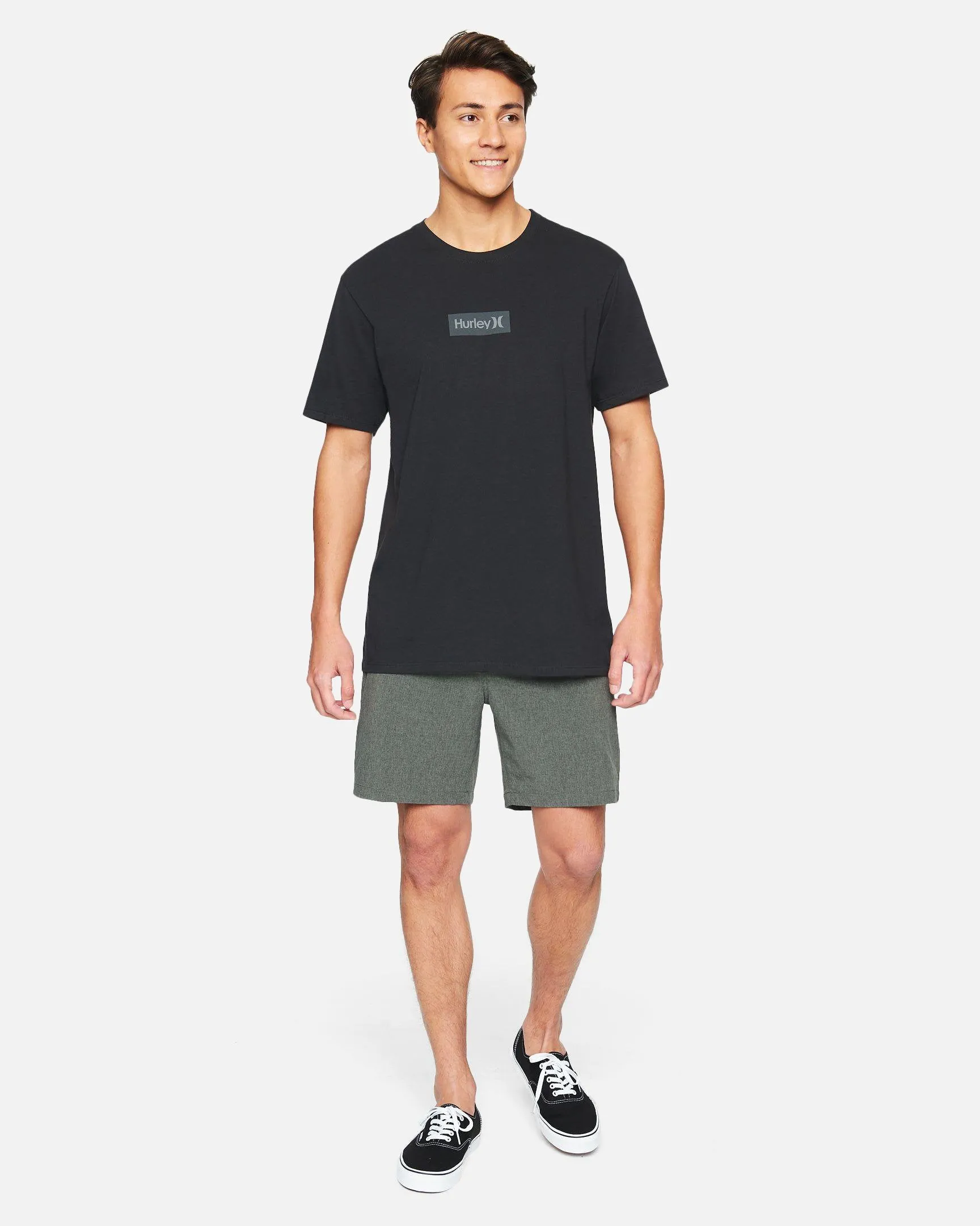 Phantom Walkshorts 18"