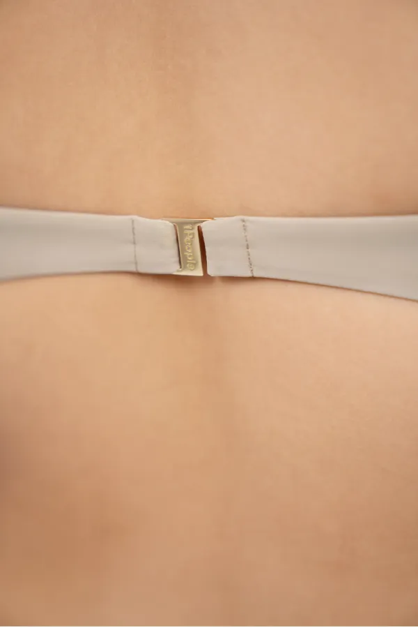 Uluwatu DPS Timeless Classic Bikini Top Sand